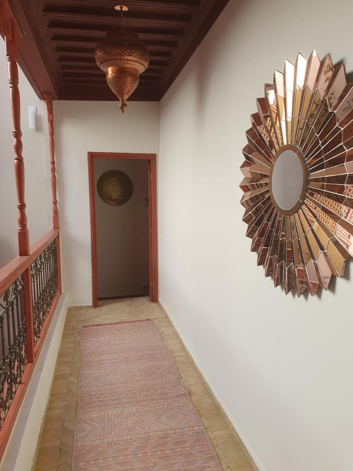 Le Singe Rose Bed & Breakfast Marrakesh Exterior foto