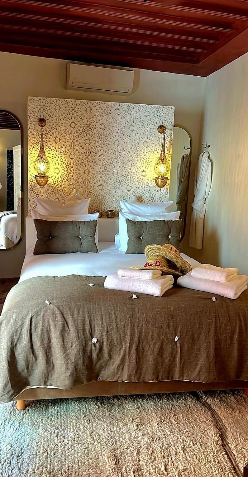 Le Singe Rose Bed & Breakfast Marrakesh Exterior foto