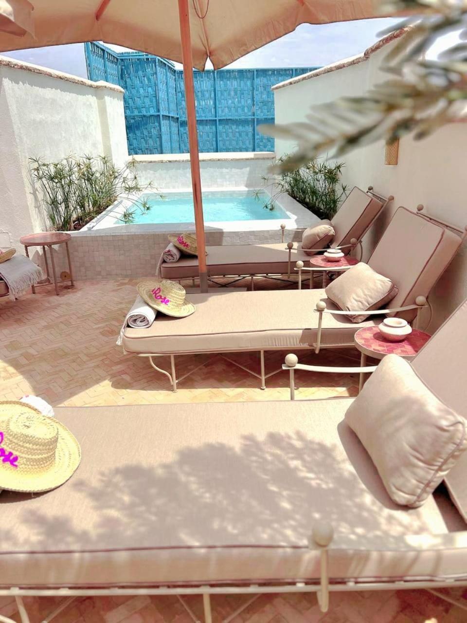 Le Singe Rose Bed & Breakfast Marrakesh Exterior foto
