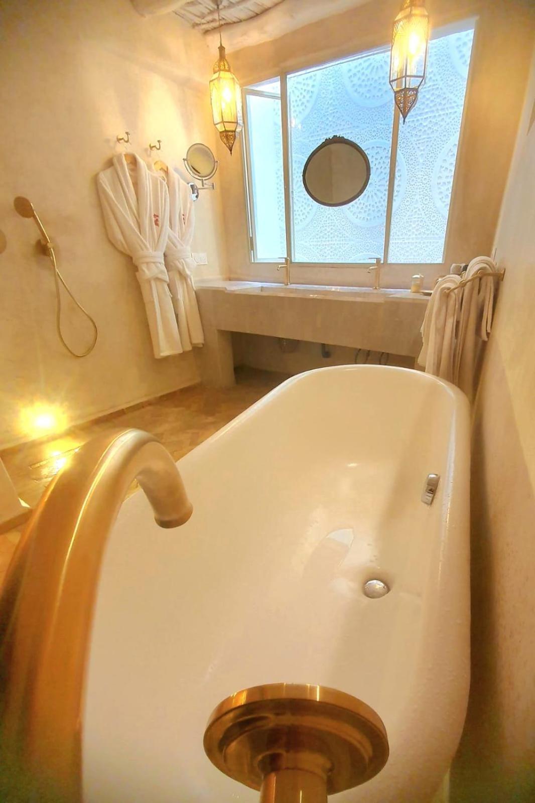 Le Singe Rose Bed & Breakfast Marrakesh Exterior foto