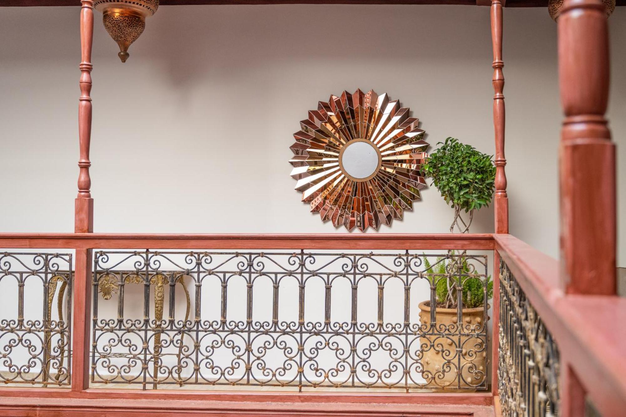 Le Singe Rose Bed & Breakfast Marrakesh Exterior foto