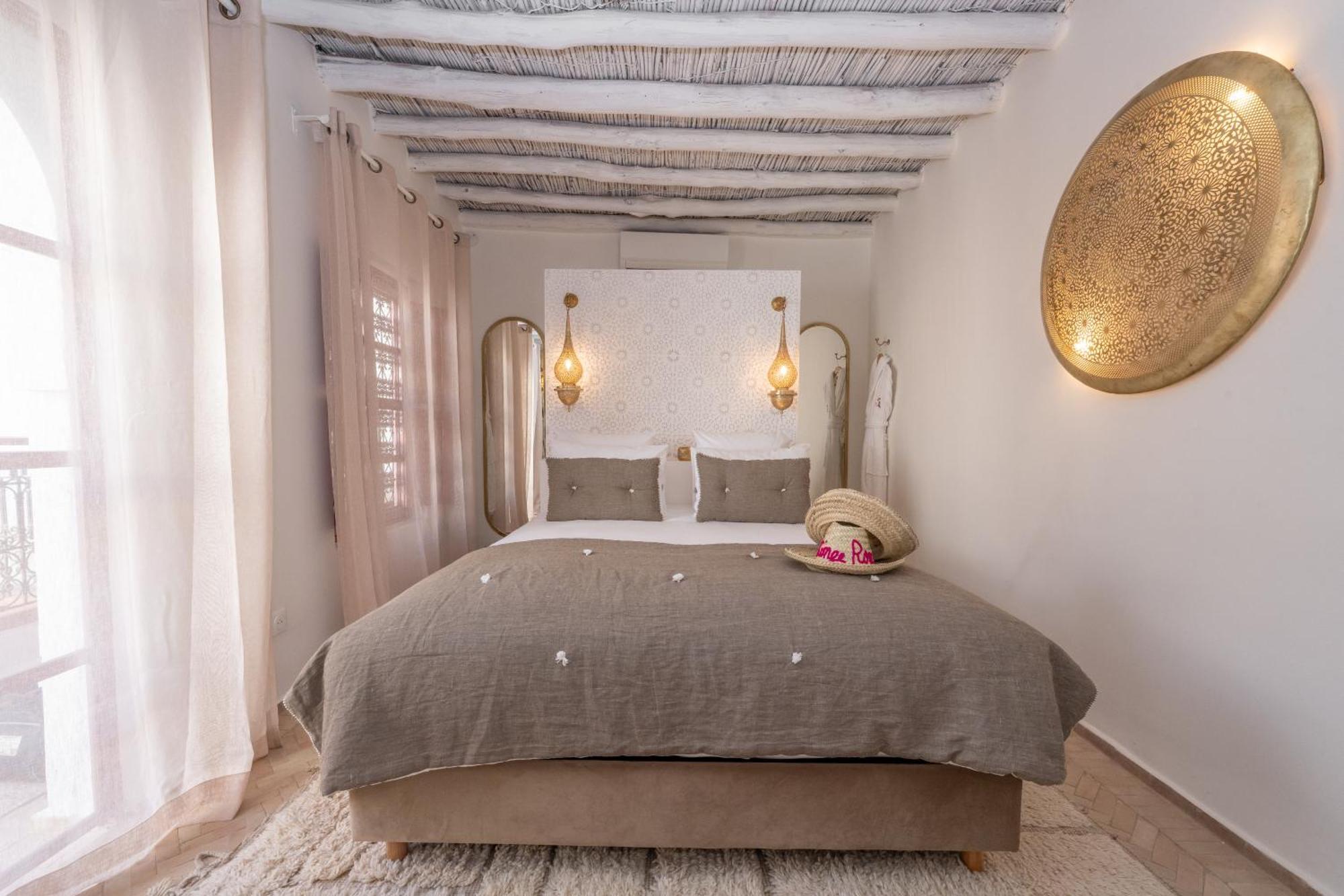 Le Singe Rose Bed & Breakfast Marrakesh Exterior foto