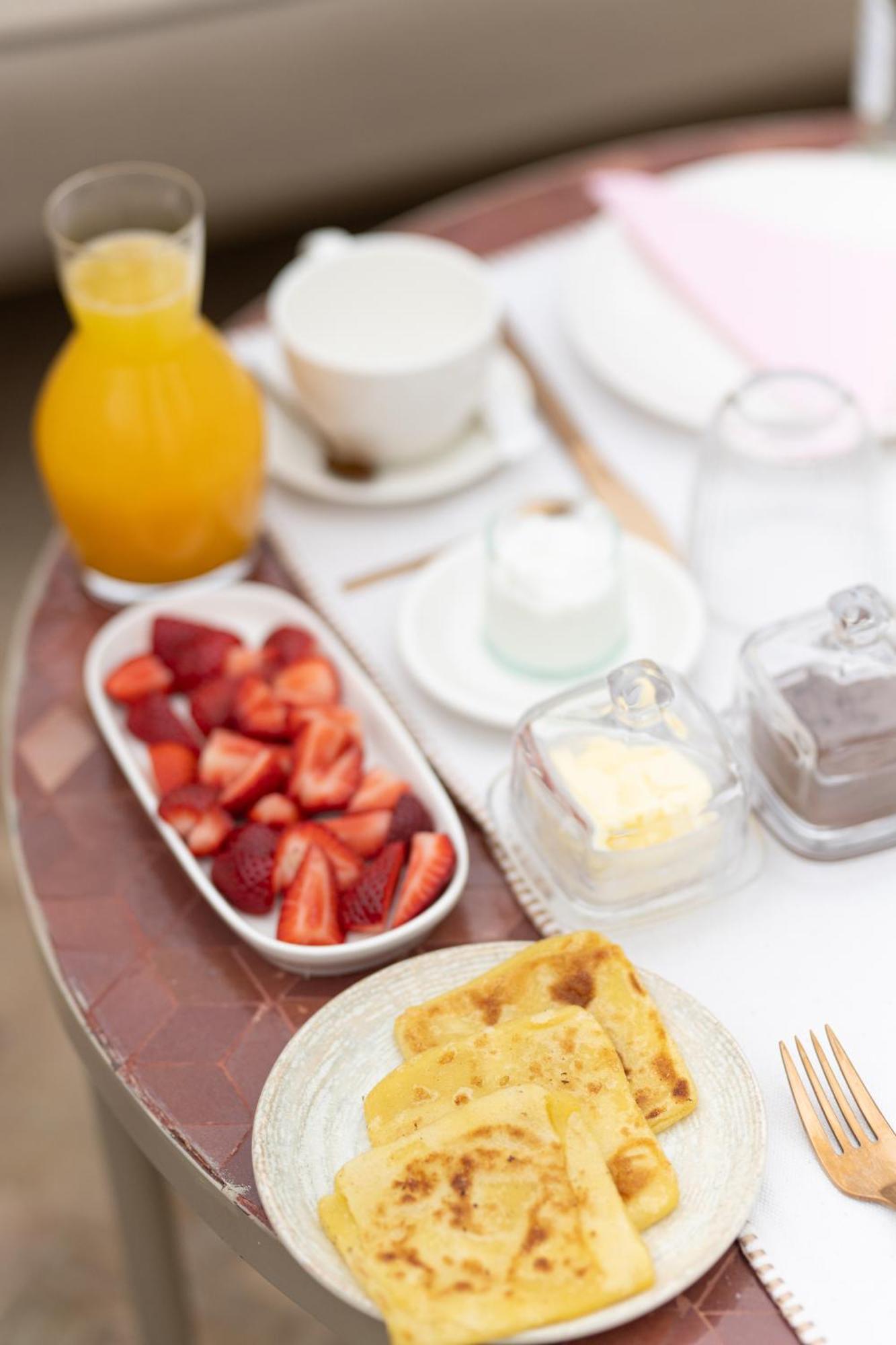 Le Singe Rose Bed & Breakfast Marrakesh Exterior foto